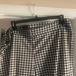 Capri pants by LIMITED.